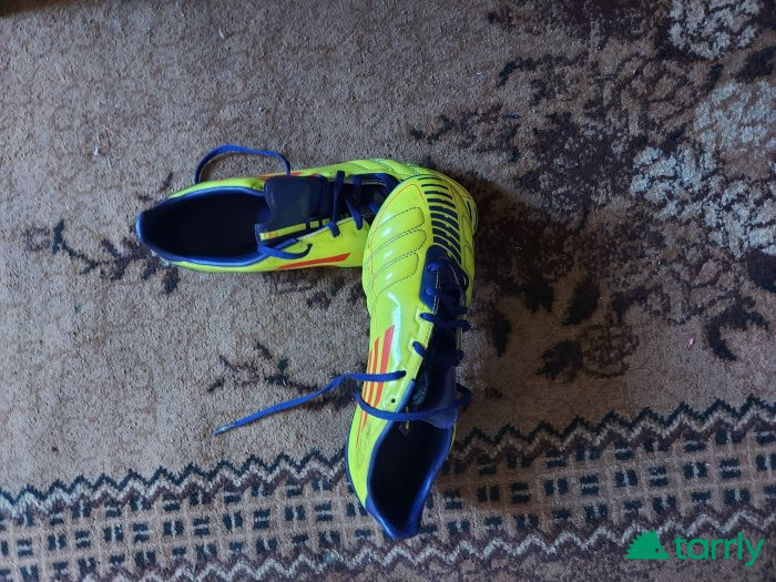 Снимка номер 1 за Бутонки adidas