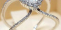 Снимка номер 2 за Изящен пръстен с диамант-сърчице