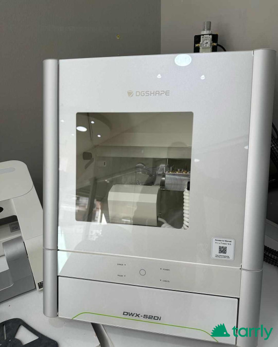 Снимка номер 1 за Roland DWX-52D 5-Axis Dental Milling Machine